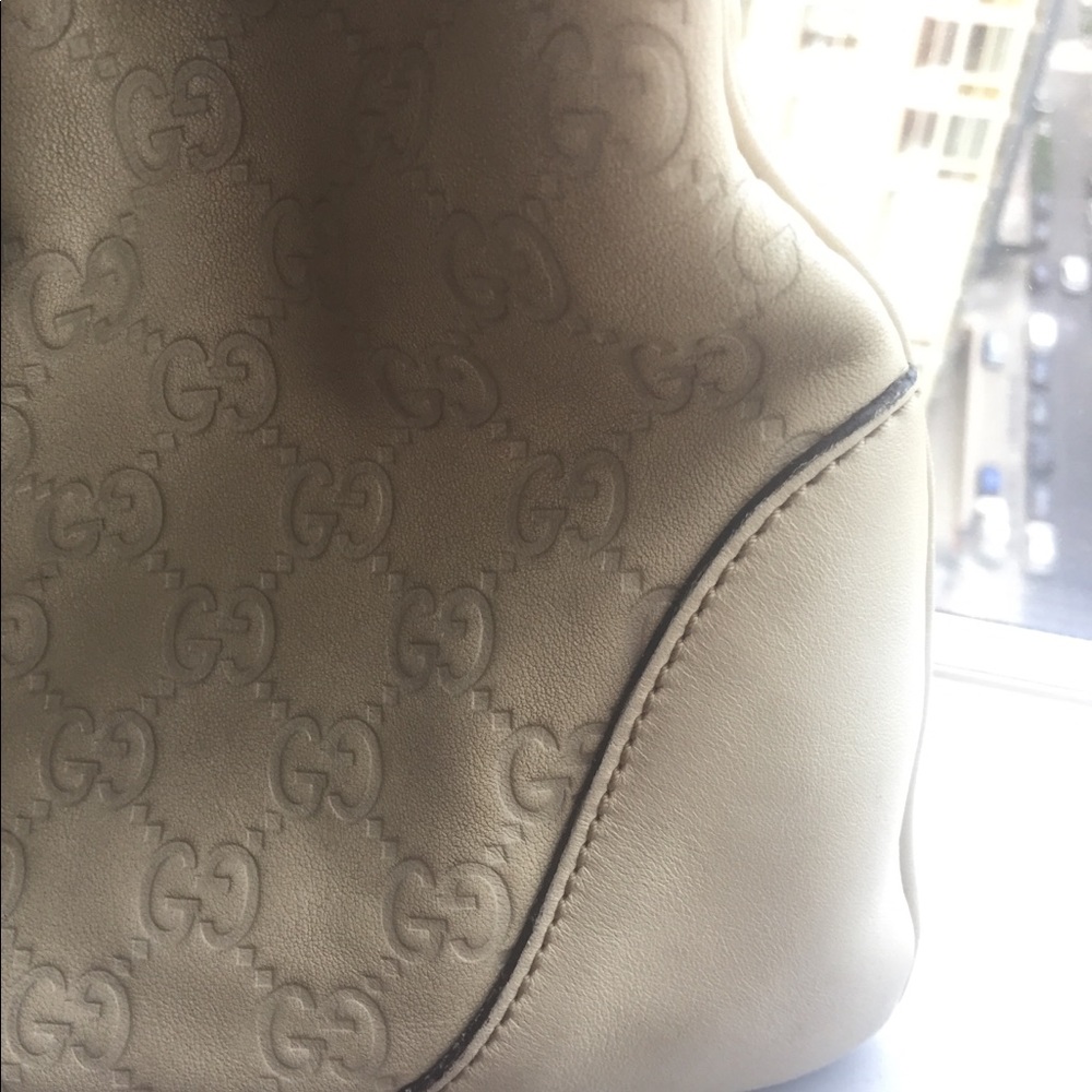 GUCCI - Hobo Leather Bag. Winter - white. Smoke free household. - Picture 9 of 12